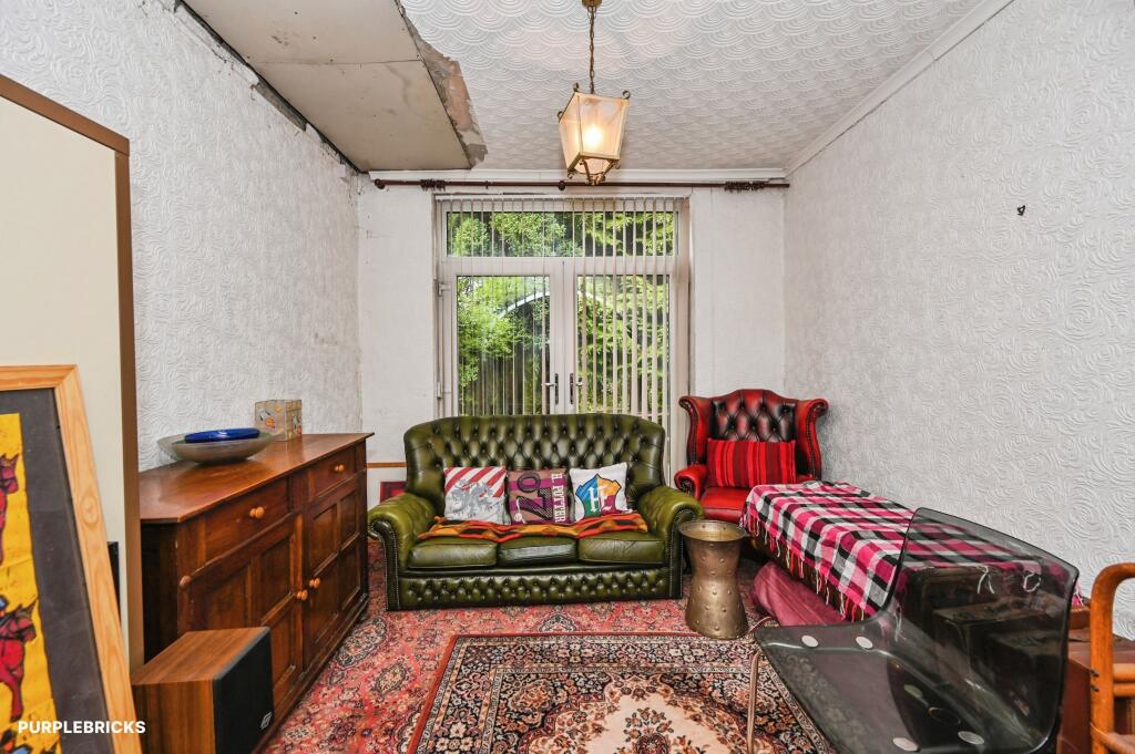 House in St Helens, Liverpool City Region - More