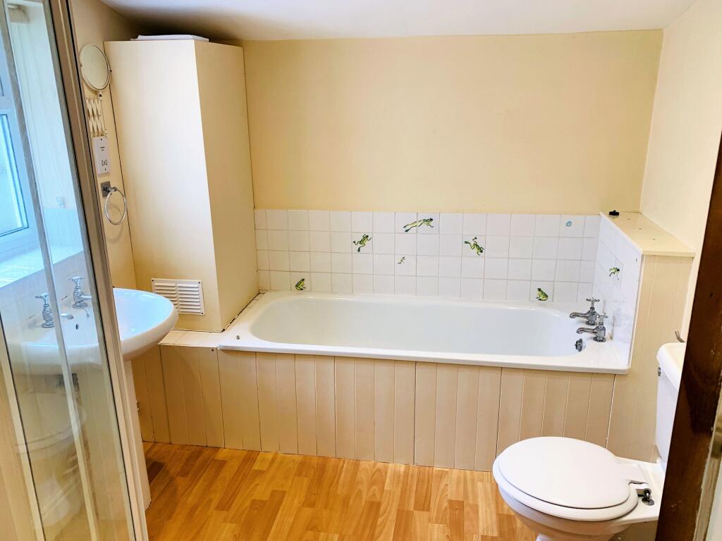 House in Taunton, Firepool - More