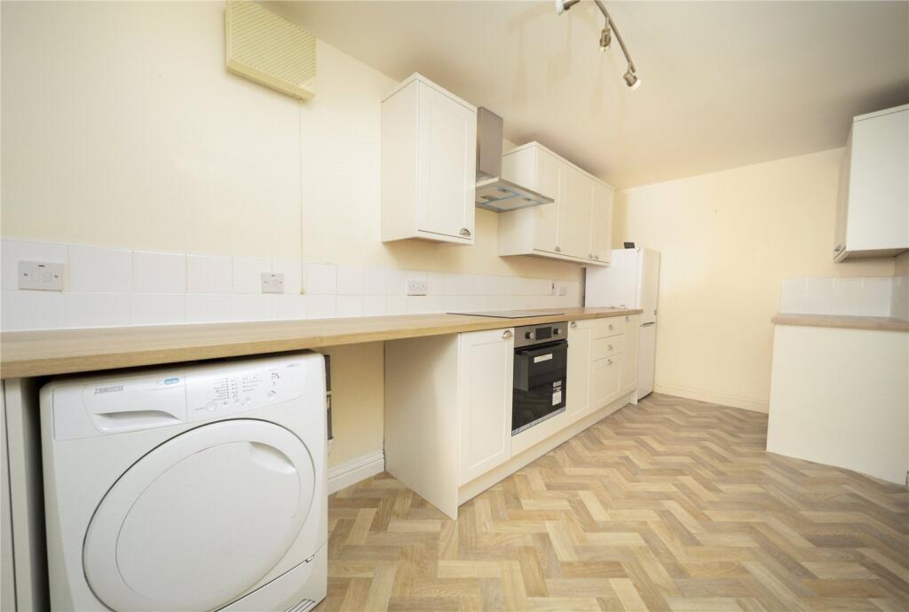 House in Newcastle upon Tyne - View 4
