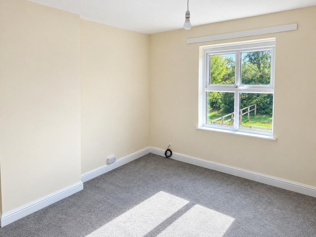 Apartment in Corston, St. Paul Malmesbury Without - View 5