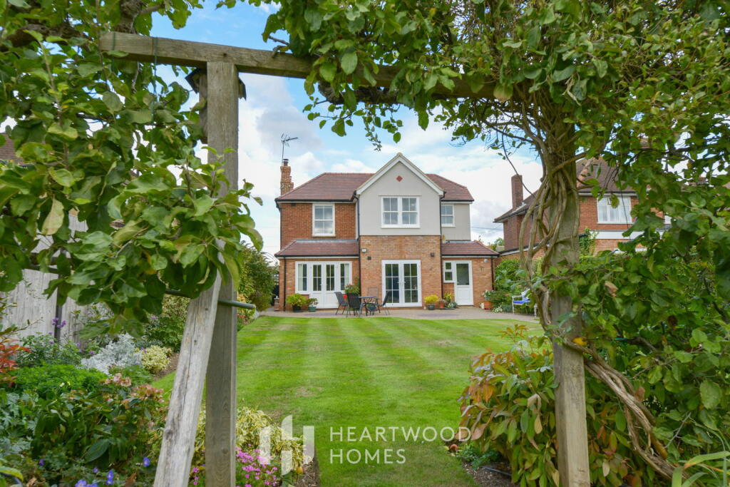 House in St Albans, Roestock, Colney Heath - View 2
