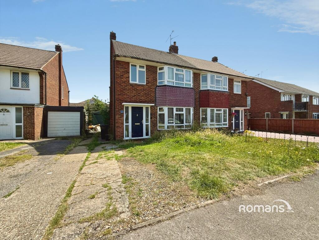 Main image of property: Keswick Gardens, Woodley, Reading, RG5