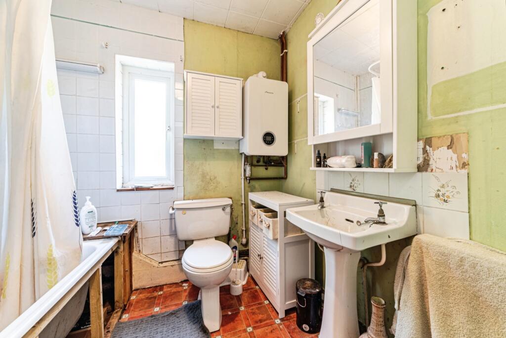 Aldermaston Road, TADLEY, Hampshire, RG26 - View 3