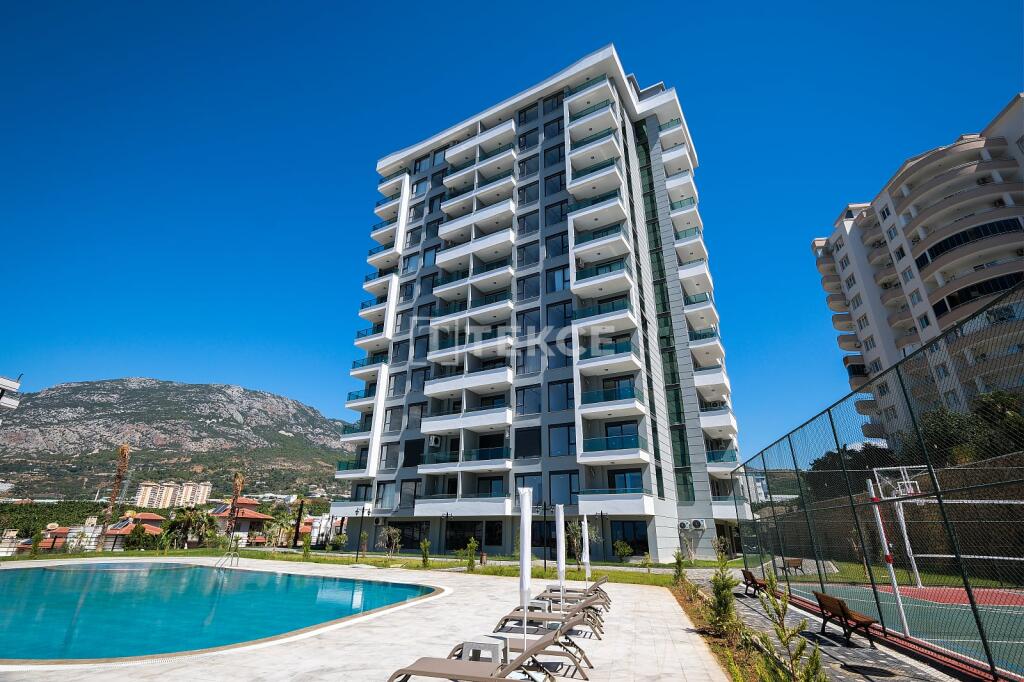Main image of property: Antalya, Alanya, Mahmutlar