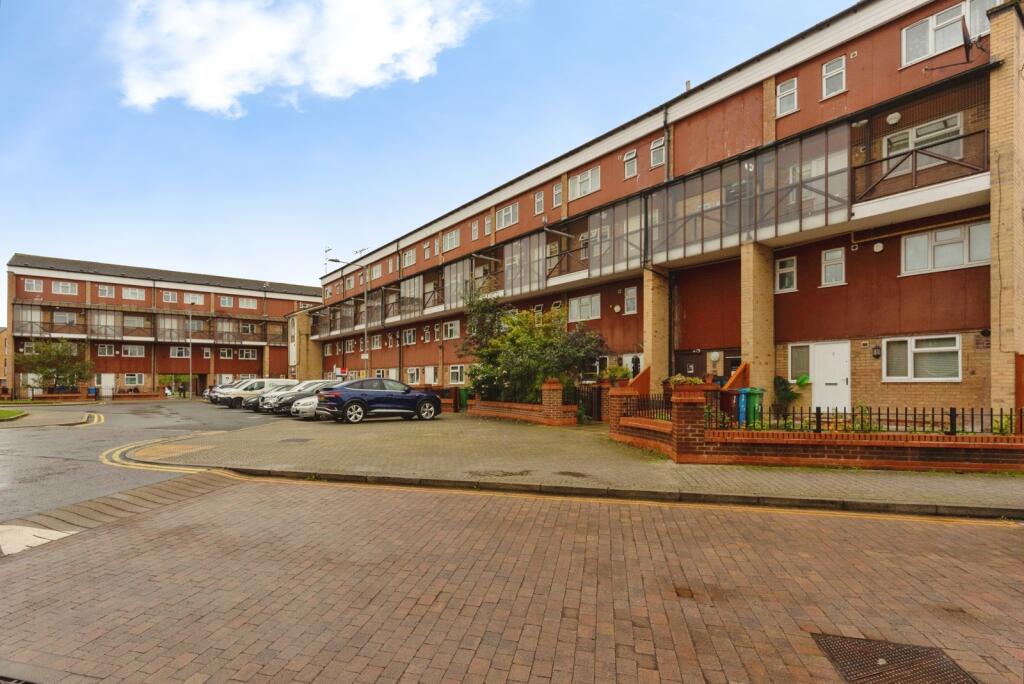 Main image of property: Helmshore Walk, Manchester, Greater Manchester, M13