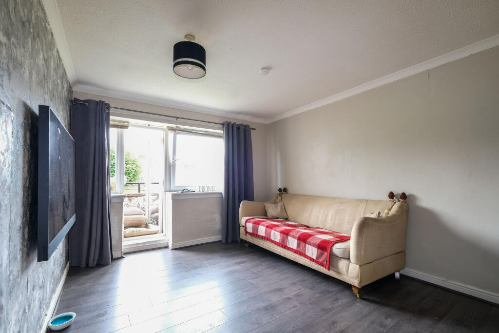 Apartment in Glasgow - View 3