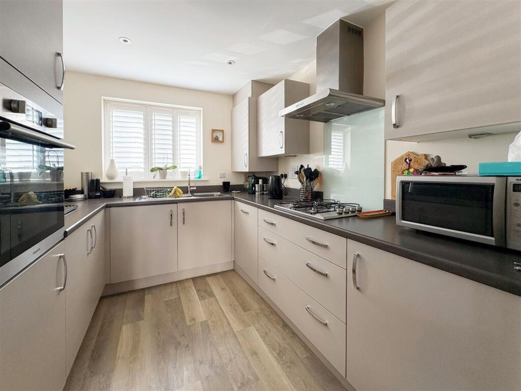 House in Littlehampton, Hampton Park, Wick - View 5