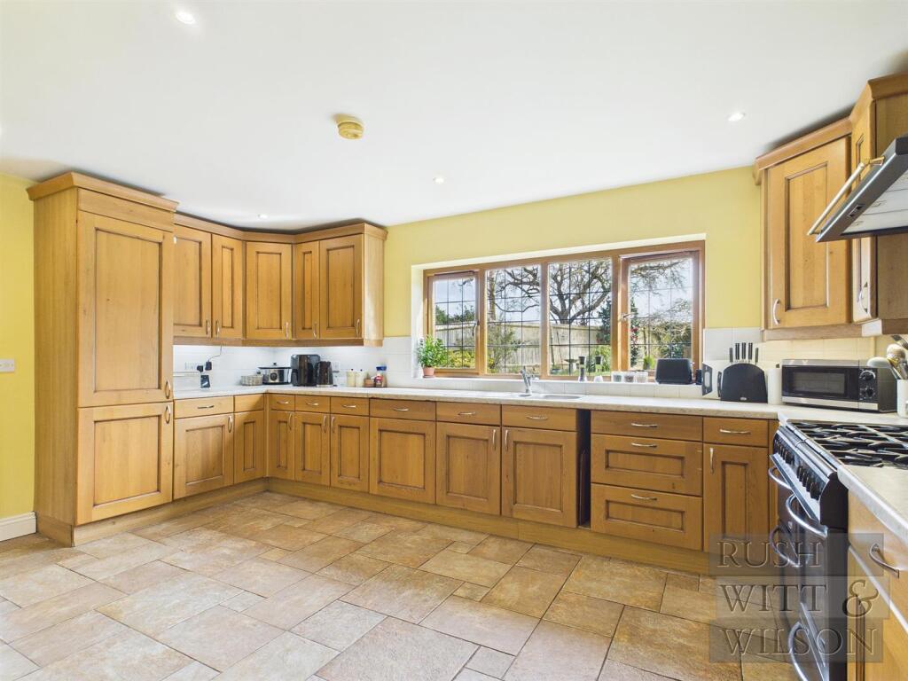 House in Tonbridge - View 5