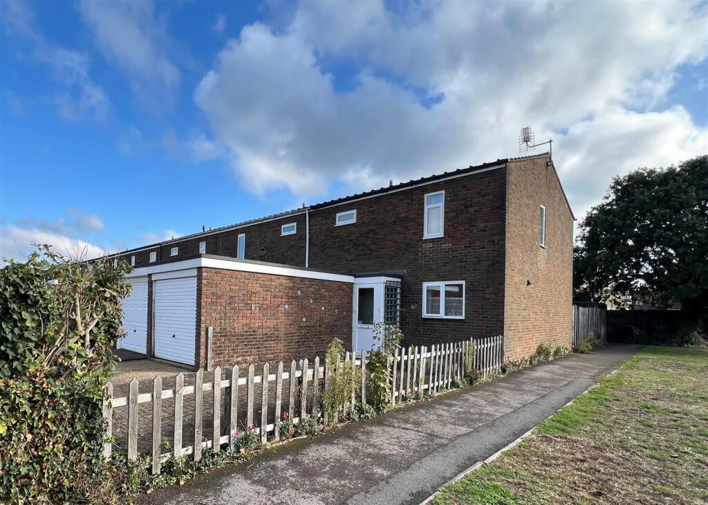 Montserrat Road, Basingstoke