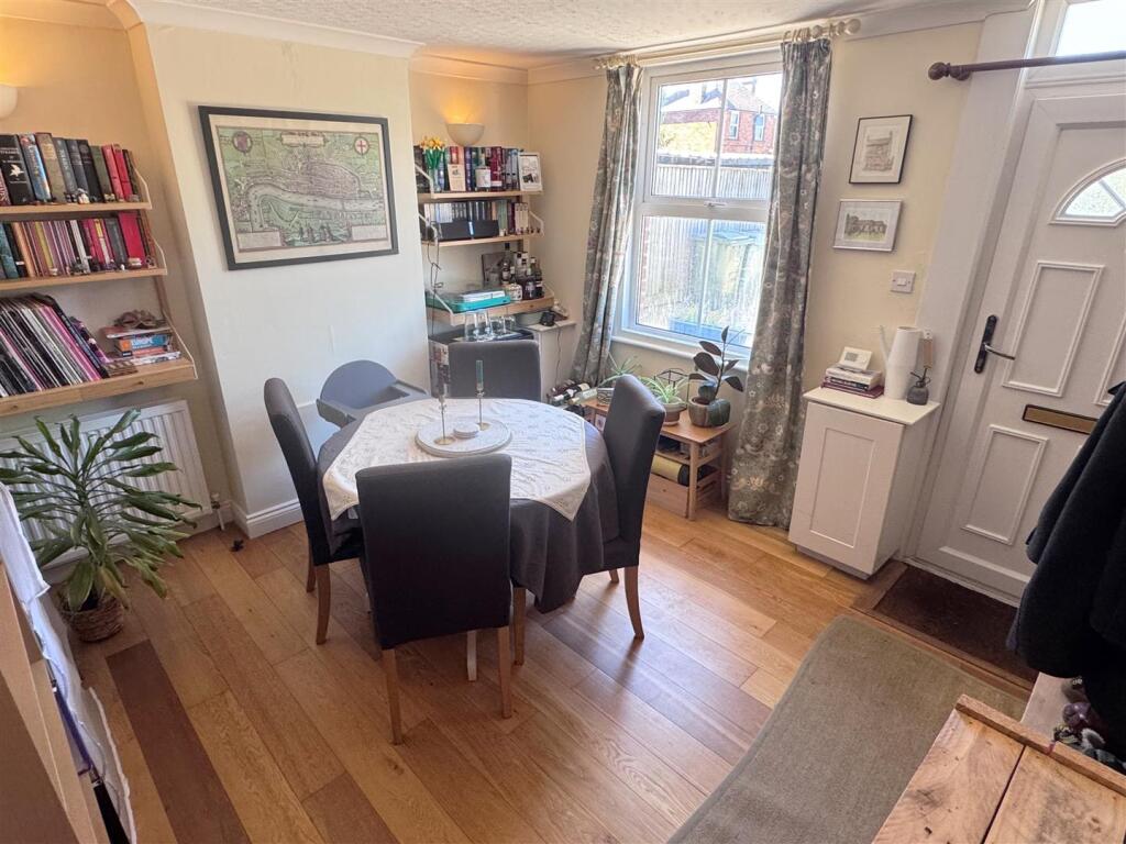 House in Newbury, East Fields, Speenhamland - View 2