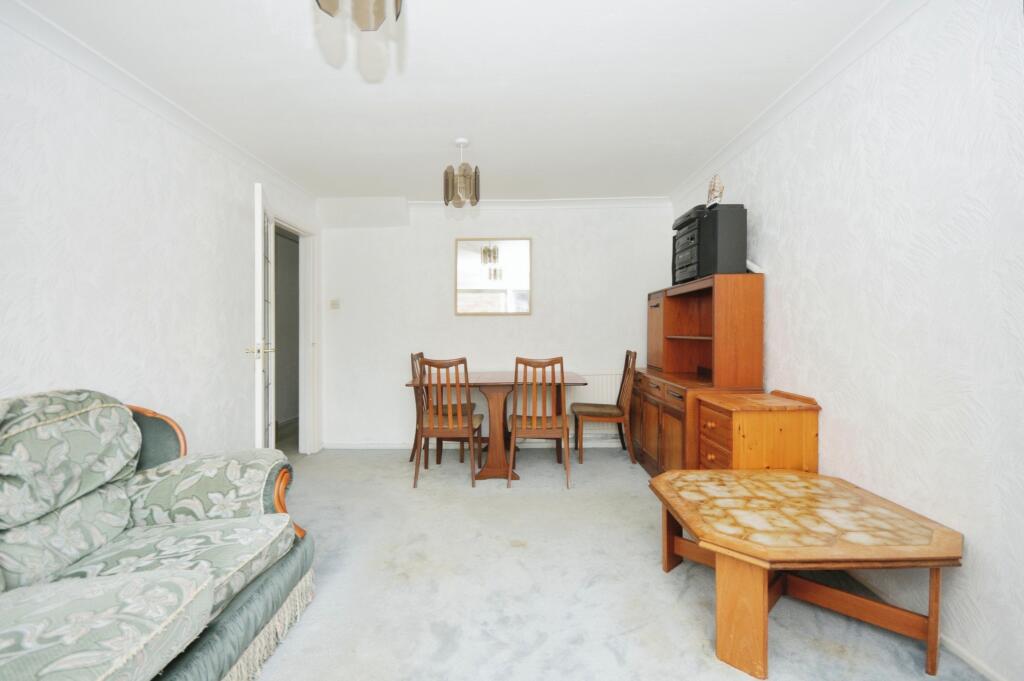 House in London - View 4