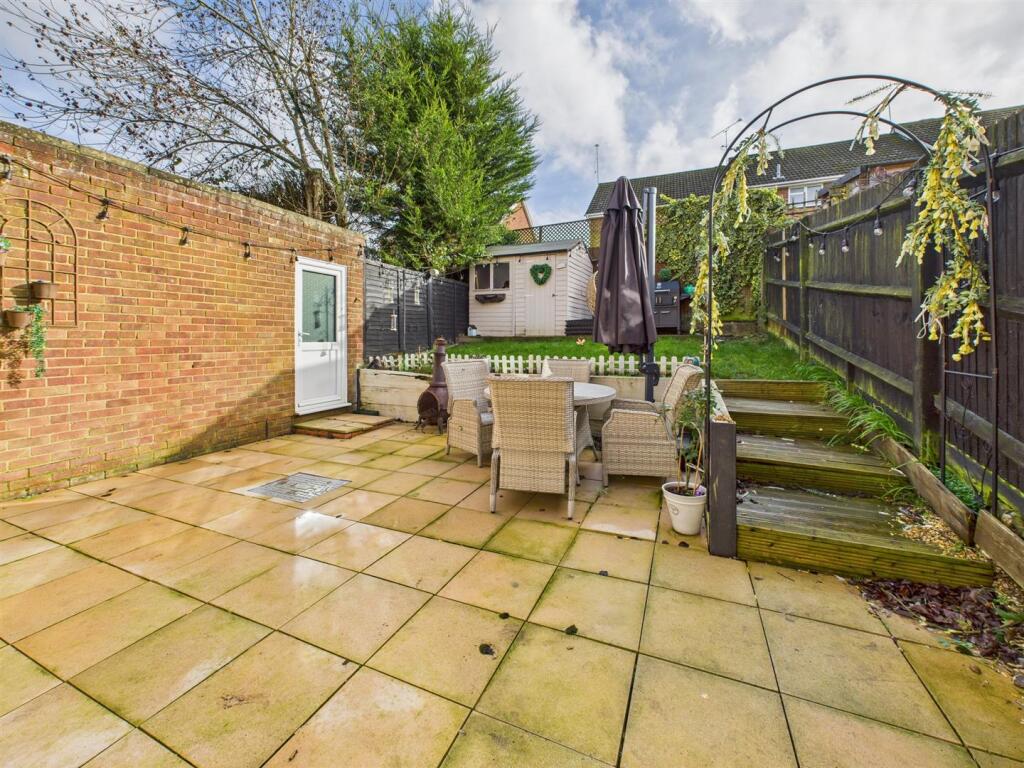 Avington Close, Tilehurst, Reading – pohled 6