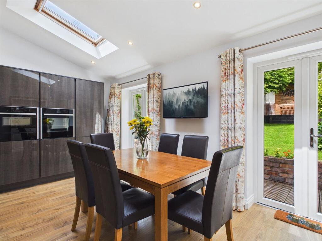 House in South Staffordshire, Kinver - View 4
