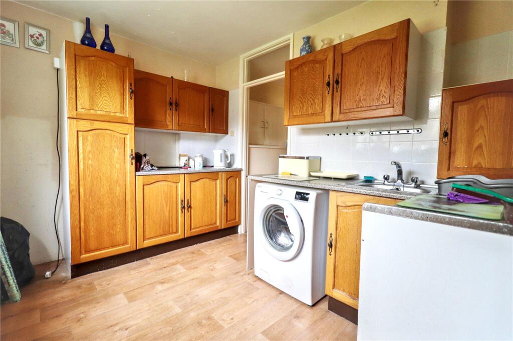 Apartment in Bath, Fairfield Park - View 3
