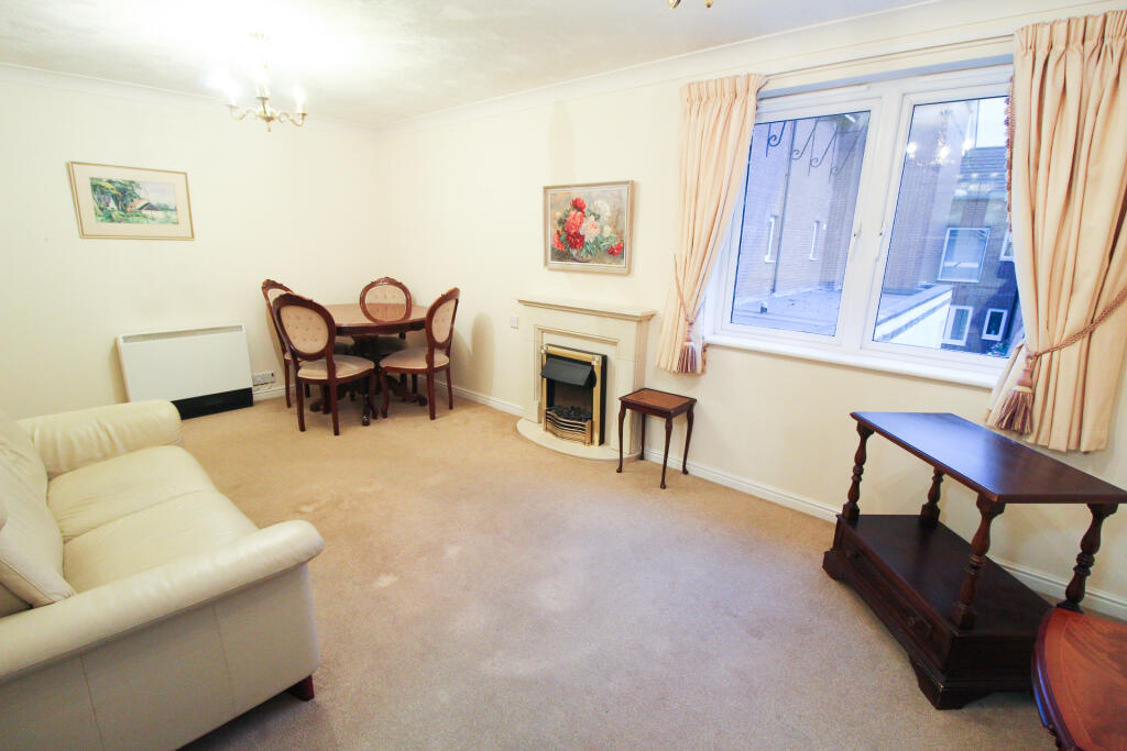 Station Road Apartment  Smithy Court, Marple, Stockport photo 2