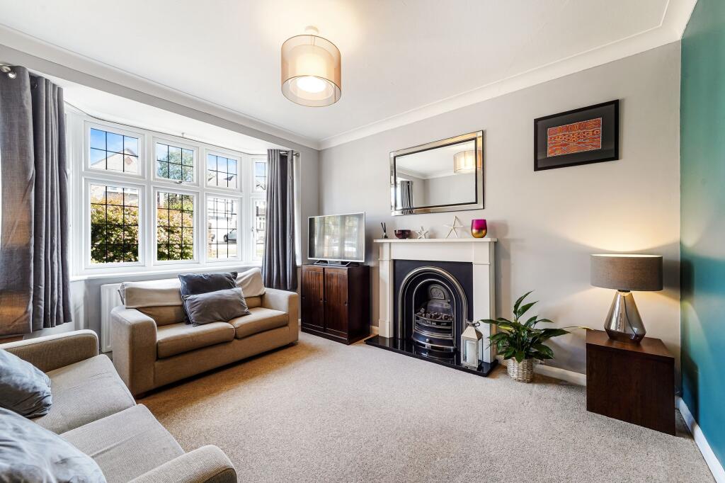 House in Epsom, Nork - View 3