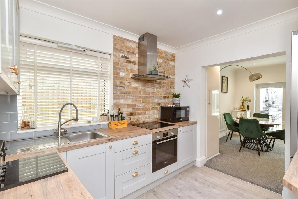 Main image of property: Seaview Road, Woodingdean, Brighton, East Sussex