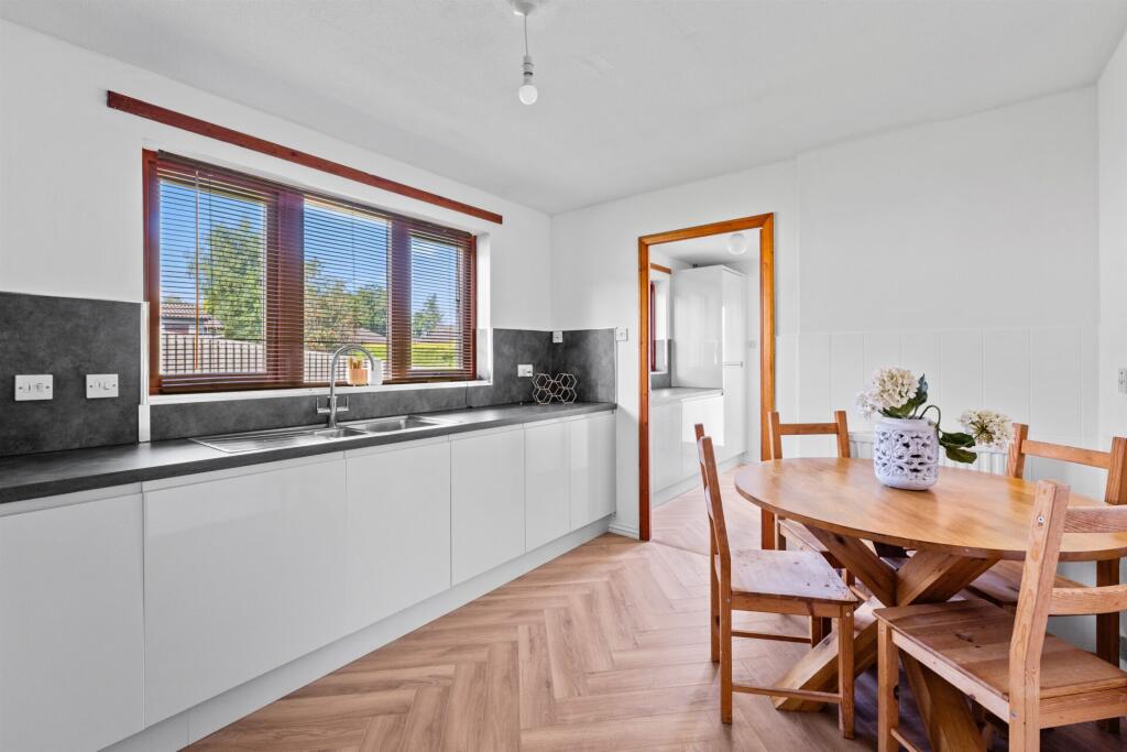 House in Newton Mearns, Mearns - View 5