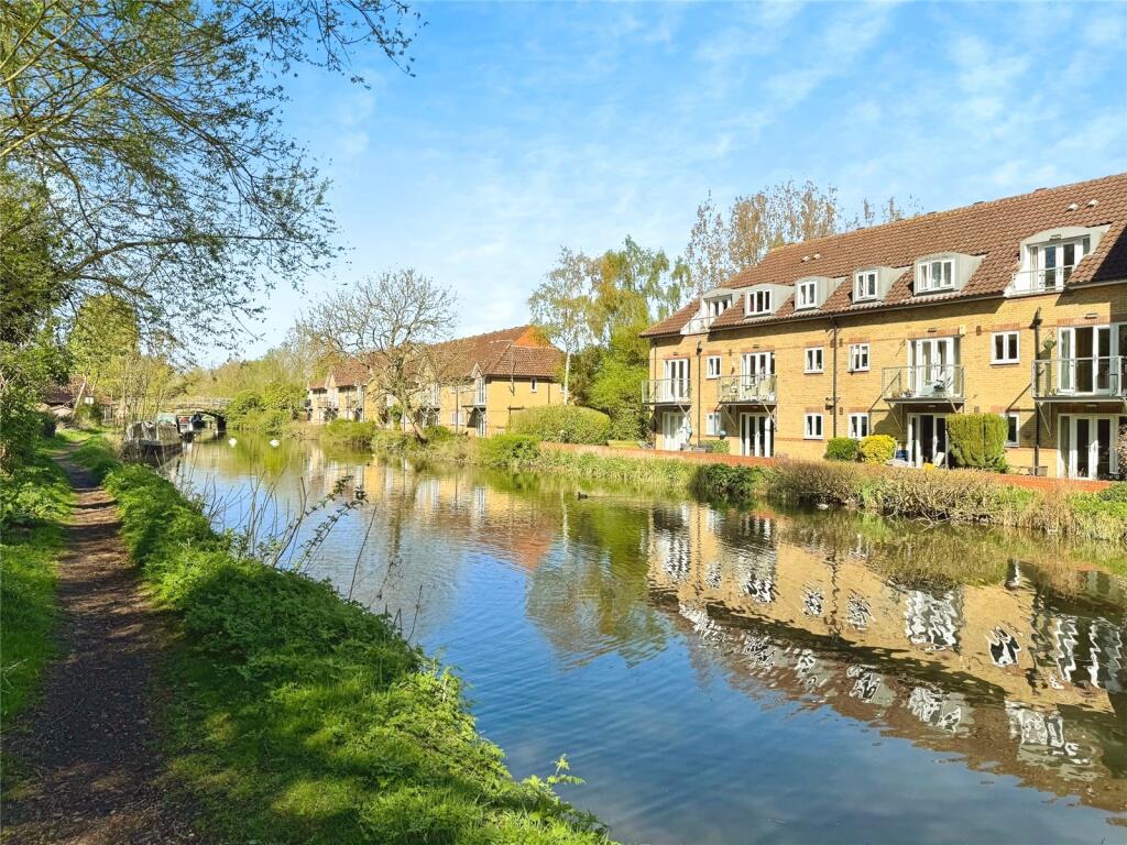 Main image of property: Cambridge Road, Harlow, Essex, CM20