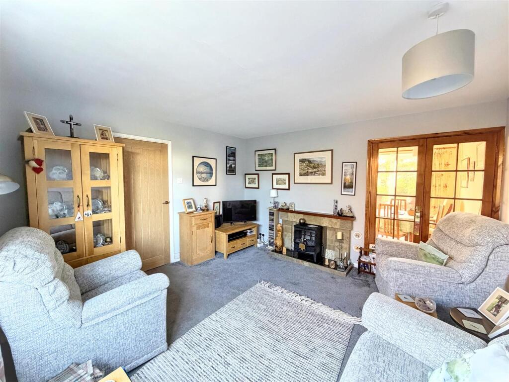 Fullwell Road, Bozeat, Wellingborough photo 3