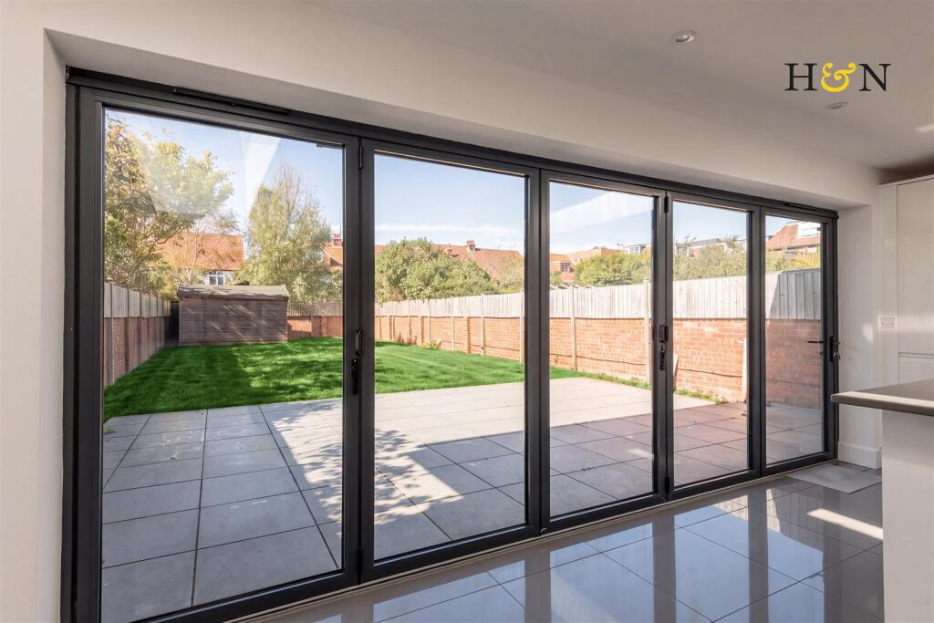 House in Brighton - View 4