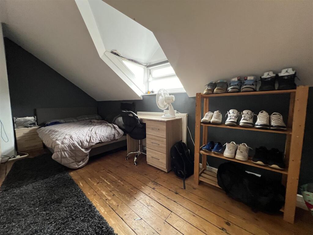 House in Leeds - View 3