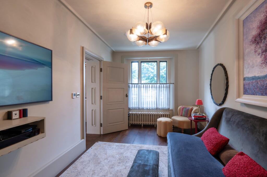 House in London - More
