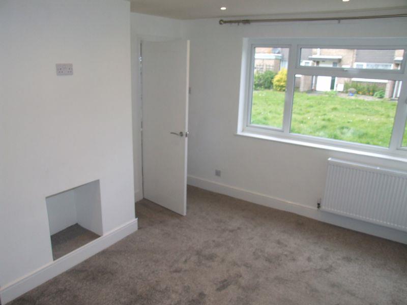 House in Lincoln - View 4