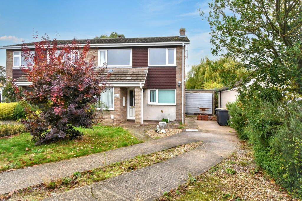 4-bed semi-detached on Keeley Lane, Wootton, Bedford, MK43, £385,000
