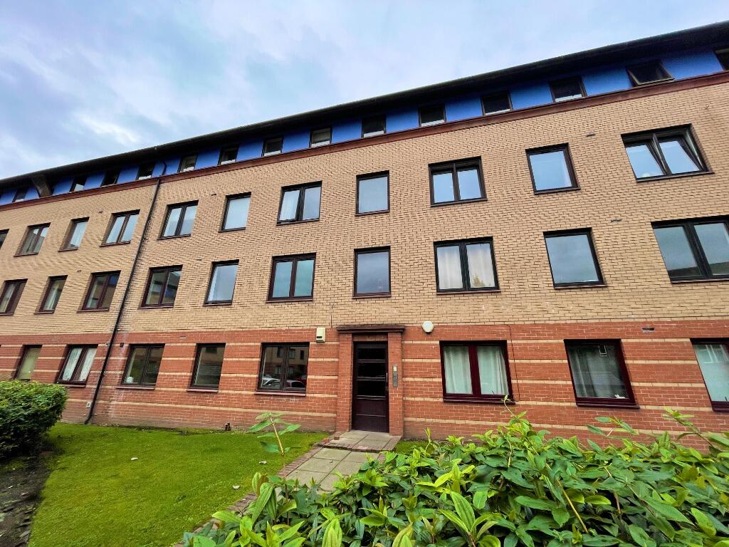 Main image of property: Plantation Park Gardens, Glasgow, G51