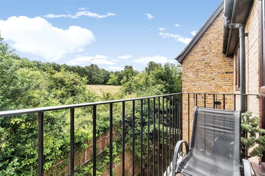 Main image of property: Commonside Close, Sutton, SM2