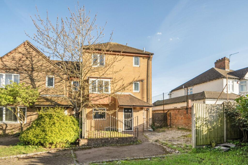 Main image of property: Beckenham Hill Road, London, SE6