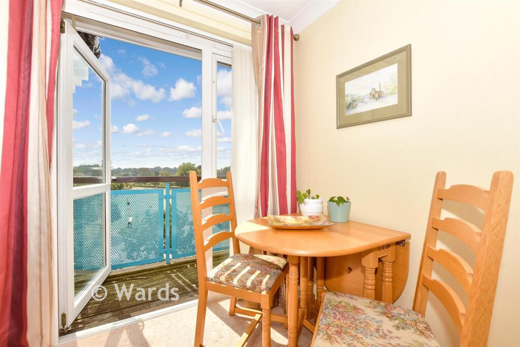 Apartment in Canterbury - View 3