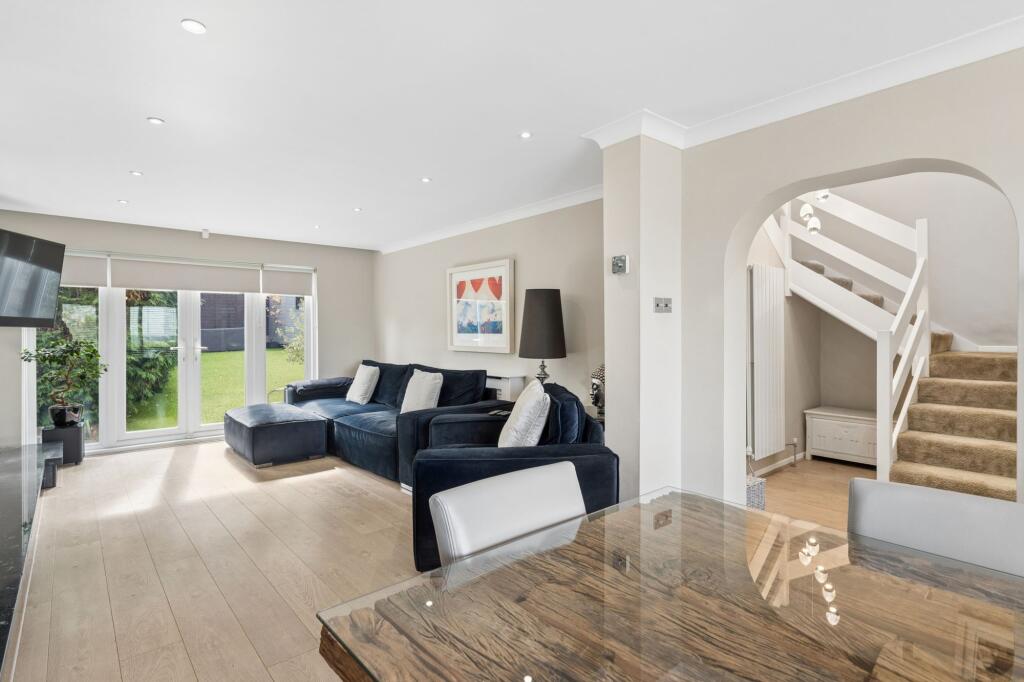 House in Watford - View 2