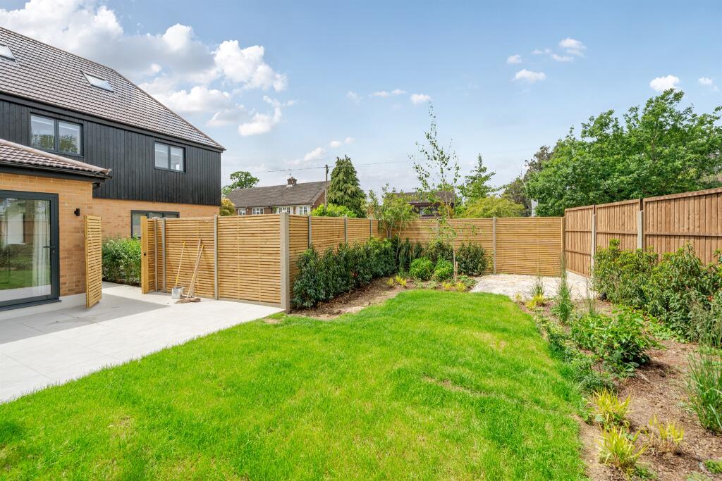 Additional image 16 of Wildwood Avenue, Bricket Wood, St. Albans