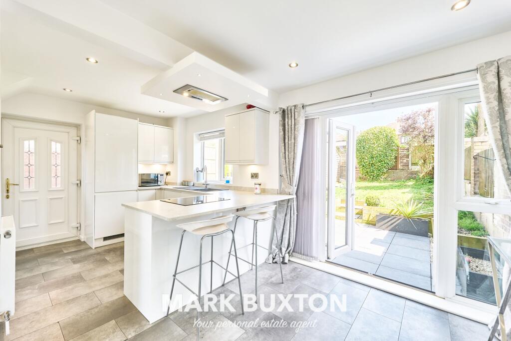 House in Stoke-on-Trent, Sideway - View 2