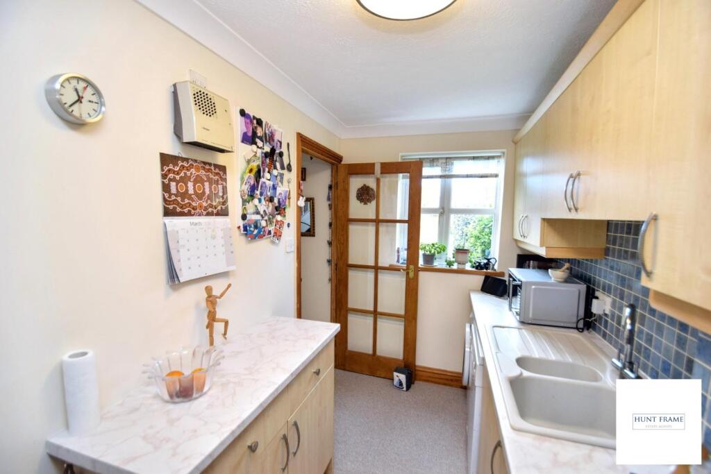 House in Eastbourne, Langney Point, Sovereign Harbour - View 5