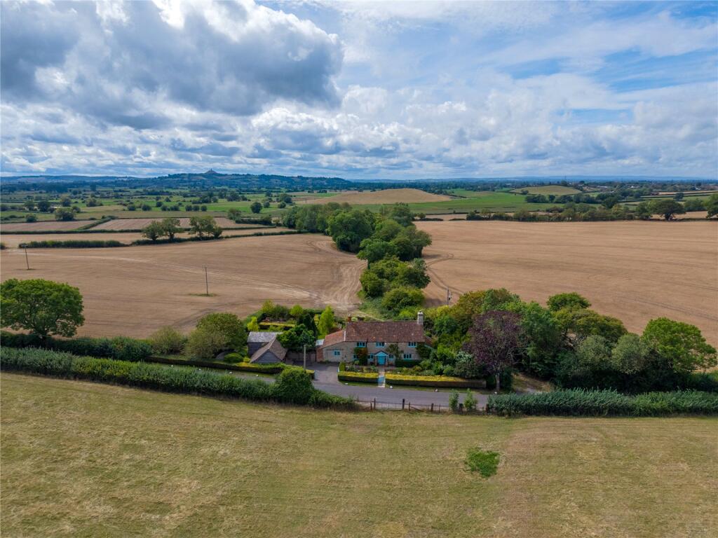 A Charming Detached Country Home with Glastonbury Tor Views, Beautiful Gardens and Self-Contained Annexe