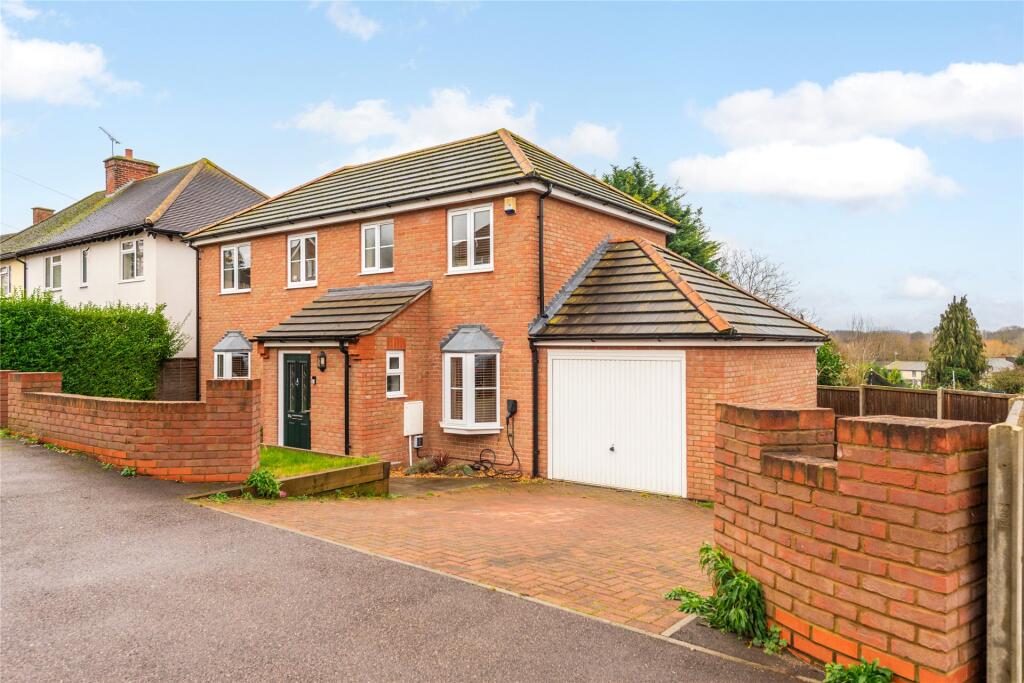 Main image of property: Sturgeons Way, Hitchin, Hertfordshire, SG4