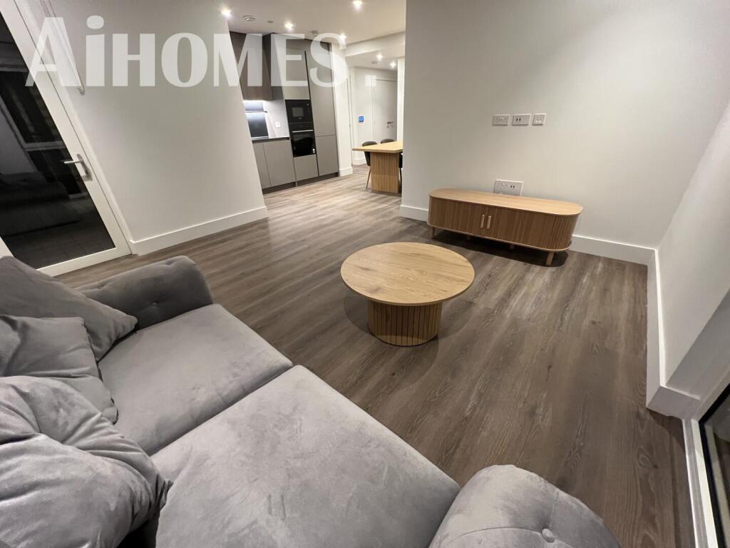 Modern 2B2B Apartment | Bow View Apartments | London E3|C111325 photo 2