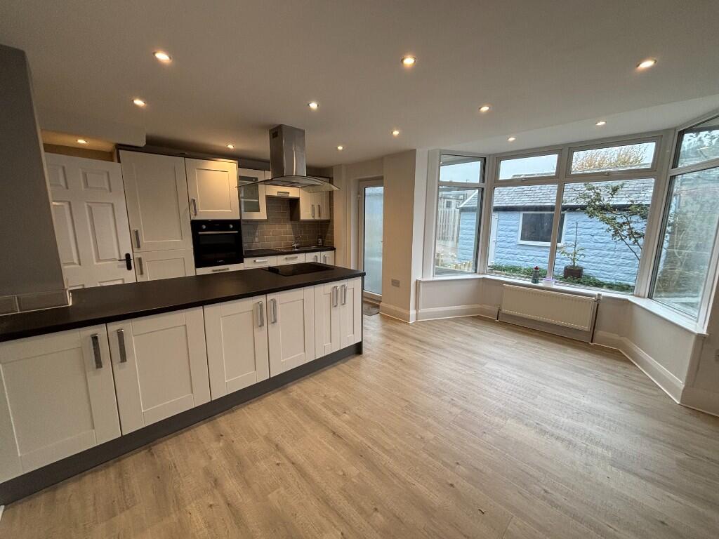 Additional image 3 of Beechwood Road, Bradford, West Yorkshire, BD6