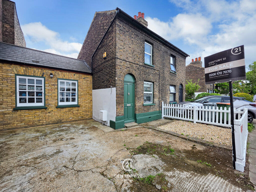 Main image of property: The Cottage, Romford Road, Forest Gate, E7 8DF