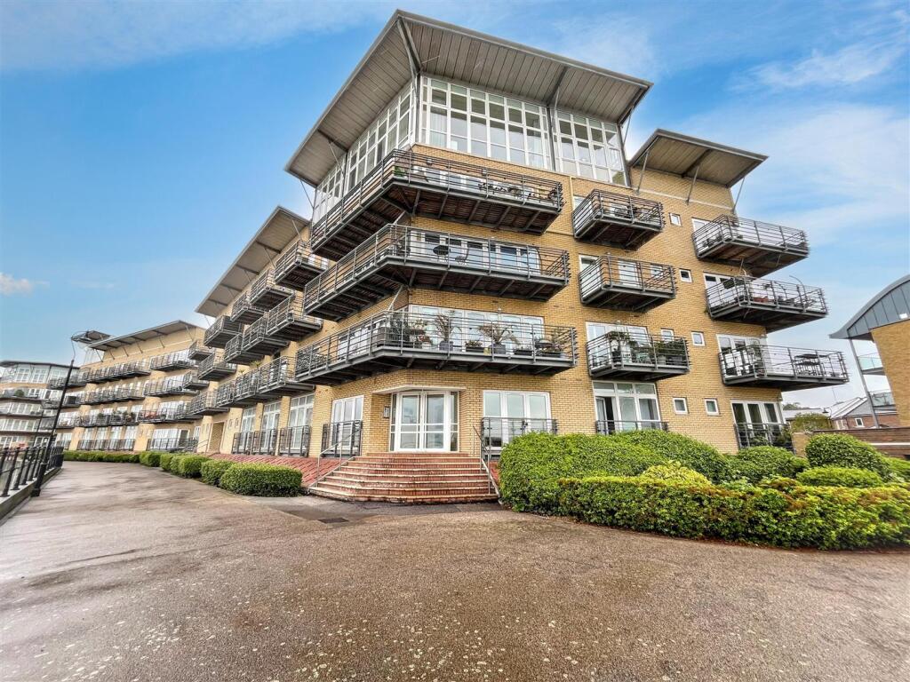 Main image of property: Lightermans Way, Greenhithe