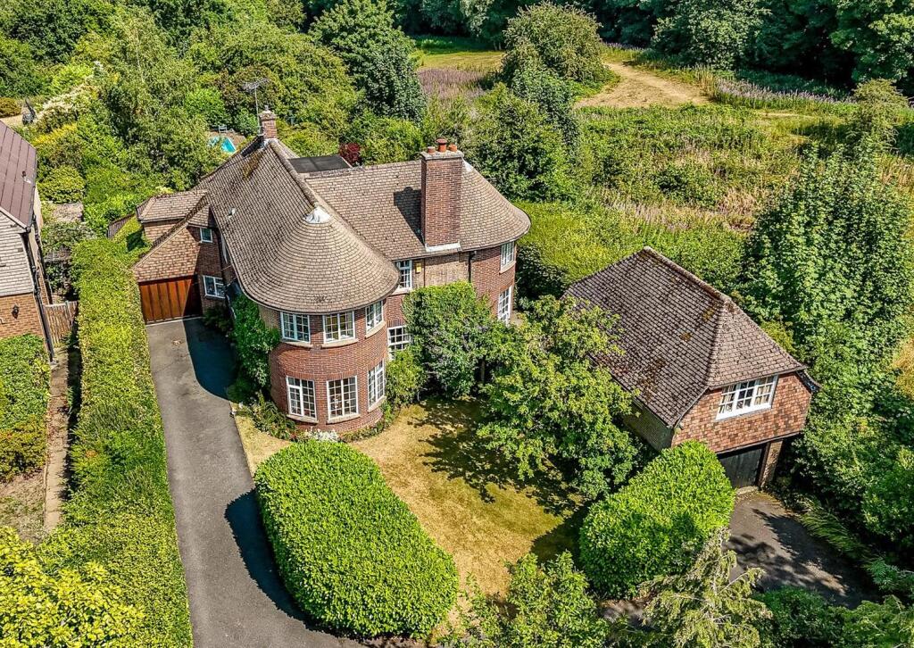 Main image of property: Woodlands Lane, Quarndon, Derby