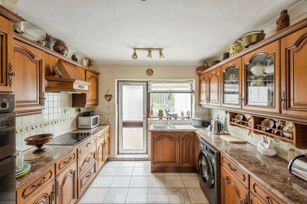 Retford Road, Blyth, Worksop photo 4