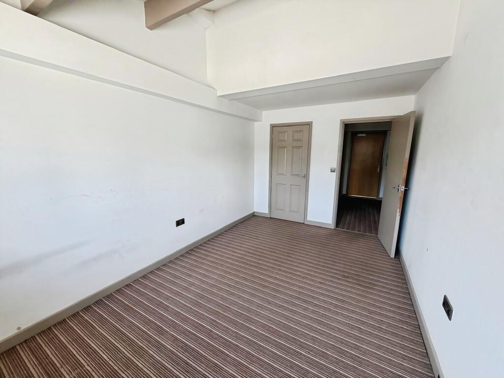 Apartment in Peterborough, Ortongate Centre, Orton Waterville - View 4