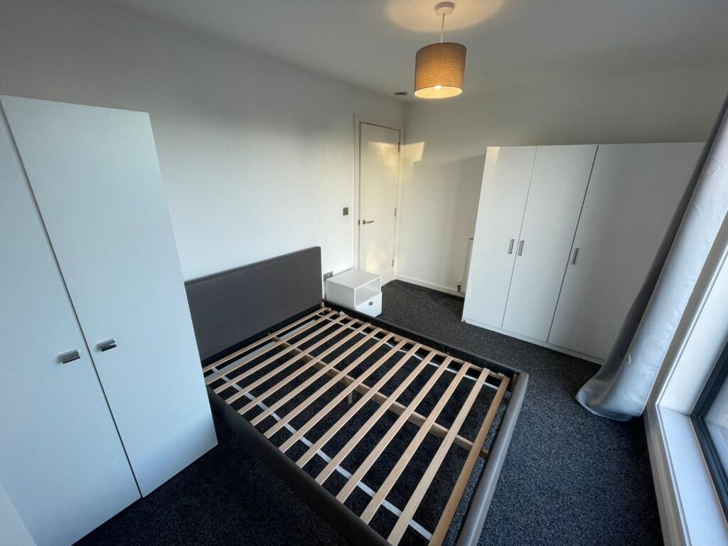 Apartment in Birmingham, Harborne - View 5