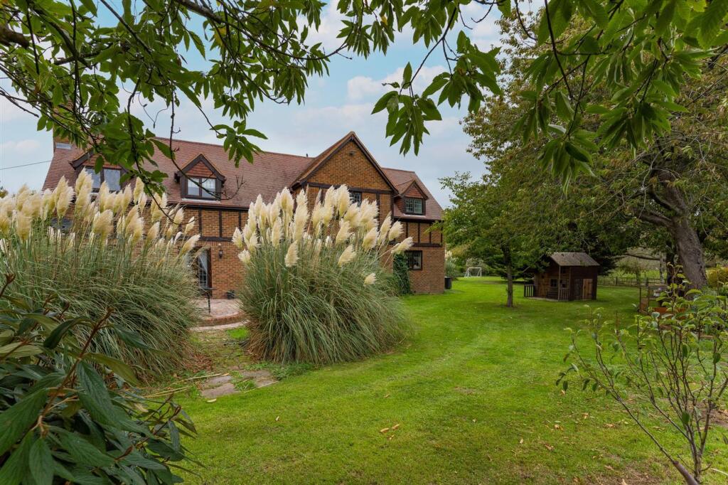 Additional image 26 of Old Parkbury Lane, Colney Street, AL2