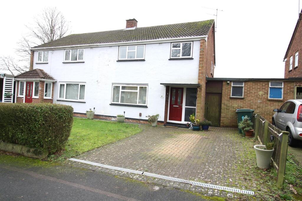 Main image of property: Warwick Road, Bletchley, Milton Keynes