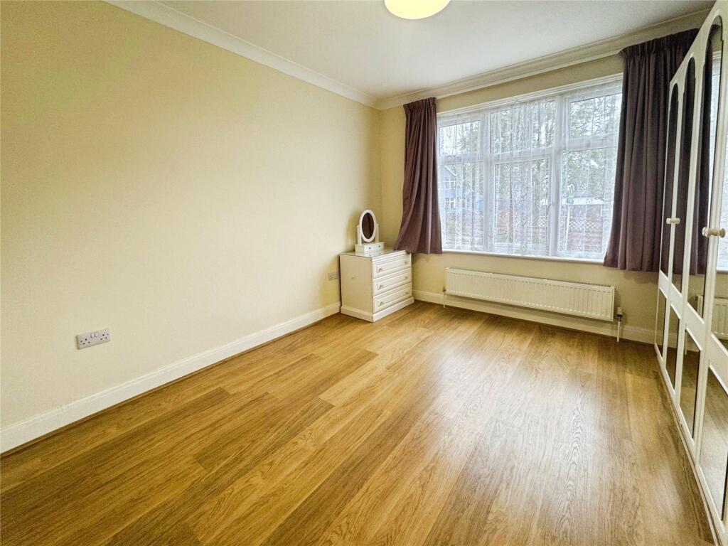 Ashbrook Road, St. Leonards-on-Sea, East Sussex, TN37 - View 4